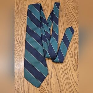 Lily Dache Paris Classic Men's Tie
